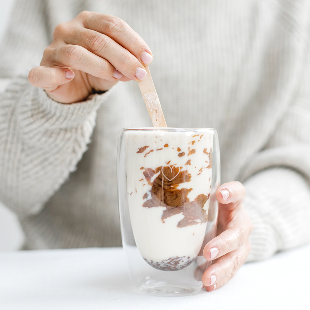 Fig-Ruby dricker choklad "Snart är mamma"