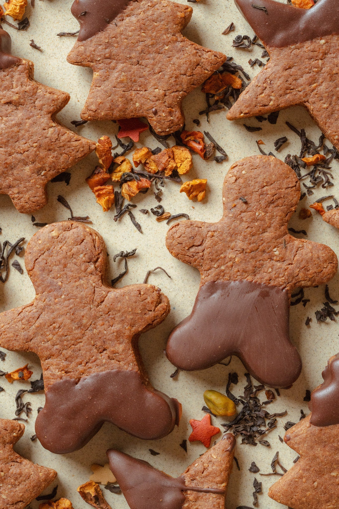 Vegane Schokoplätzchen & Zimt-Schwarztee-Latte
