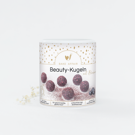 Vitamin-Mischung Beauty-Kugeln mit Blaubeeren