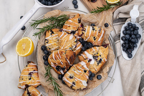 Heidelbeer Scones mit Zitronenglasur - Weiteres Bild