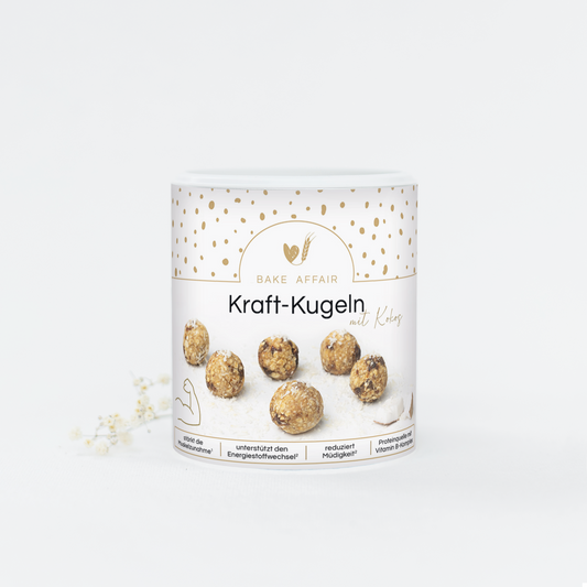 Vitamin-Mischung Kraft-Kugeln mit Kokos